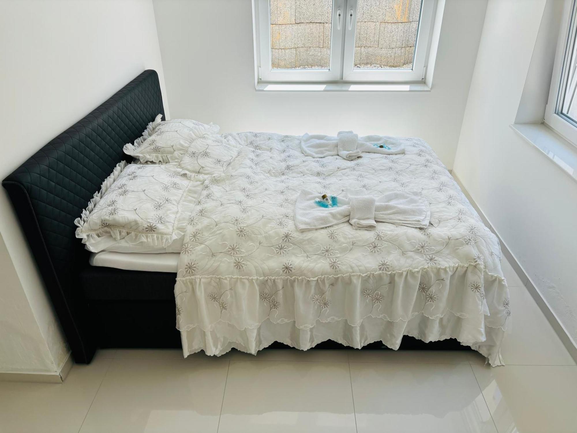 Modern Living In Hamburg-Wandsbek Self Check-In 2X Schlafzimmer 1X Schlafsofa Exterior photo
